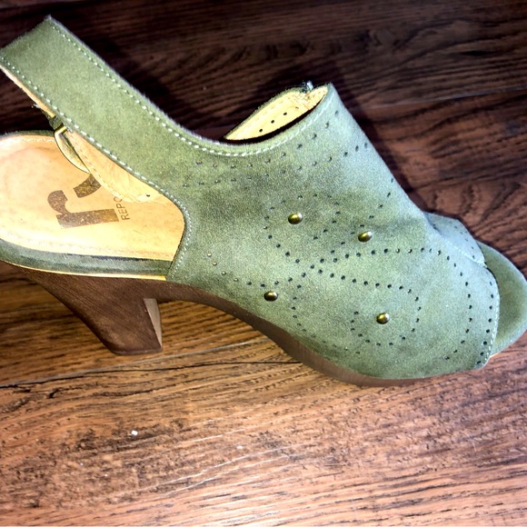 Report woman’s shoes  Nice SEXY SHOES SIZE 7 heels - Picture 4 of 7